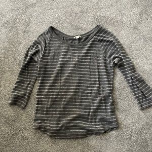 Women’s 3/4 GAP t-shirt with metallic stripes